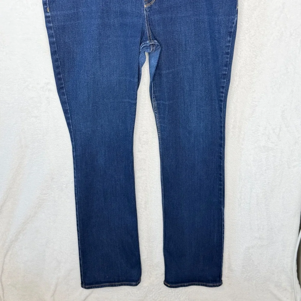 Old Navy Women 18 Blue Wow Boot-Cut Mid-Rise Dark Wash Stretch Denim Jeans
